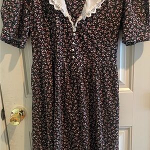 Vtg Women’s Country Romance Lace Collar dress 100% cotton floral Cottage Core